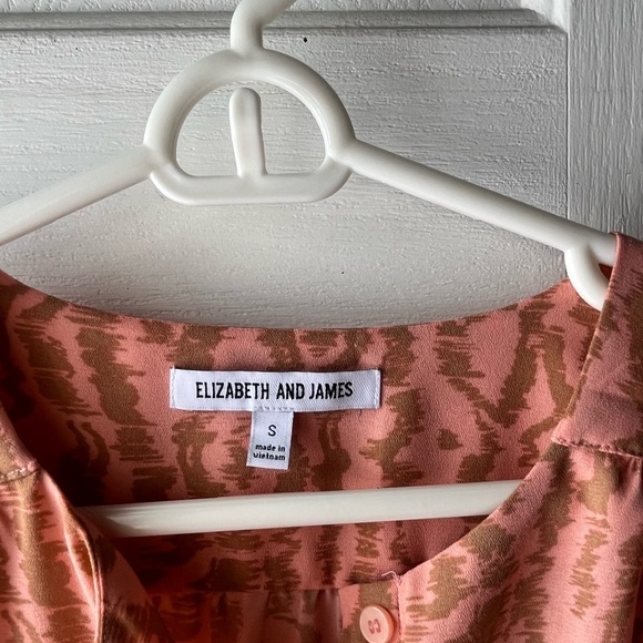 Elizabeth and James Coral Blouse - Picture 5 of 5